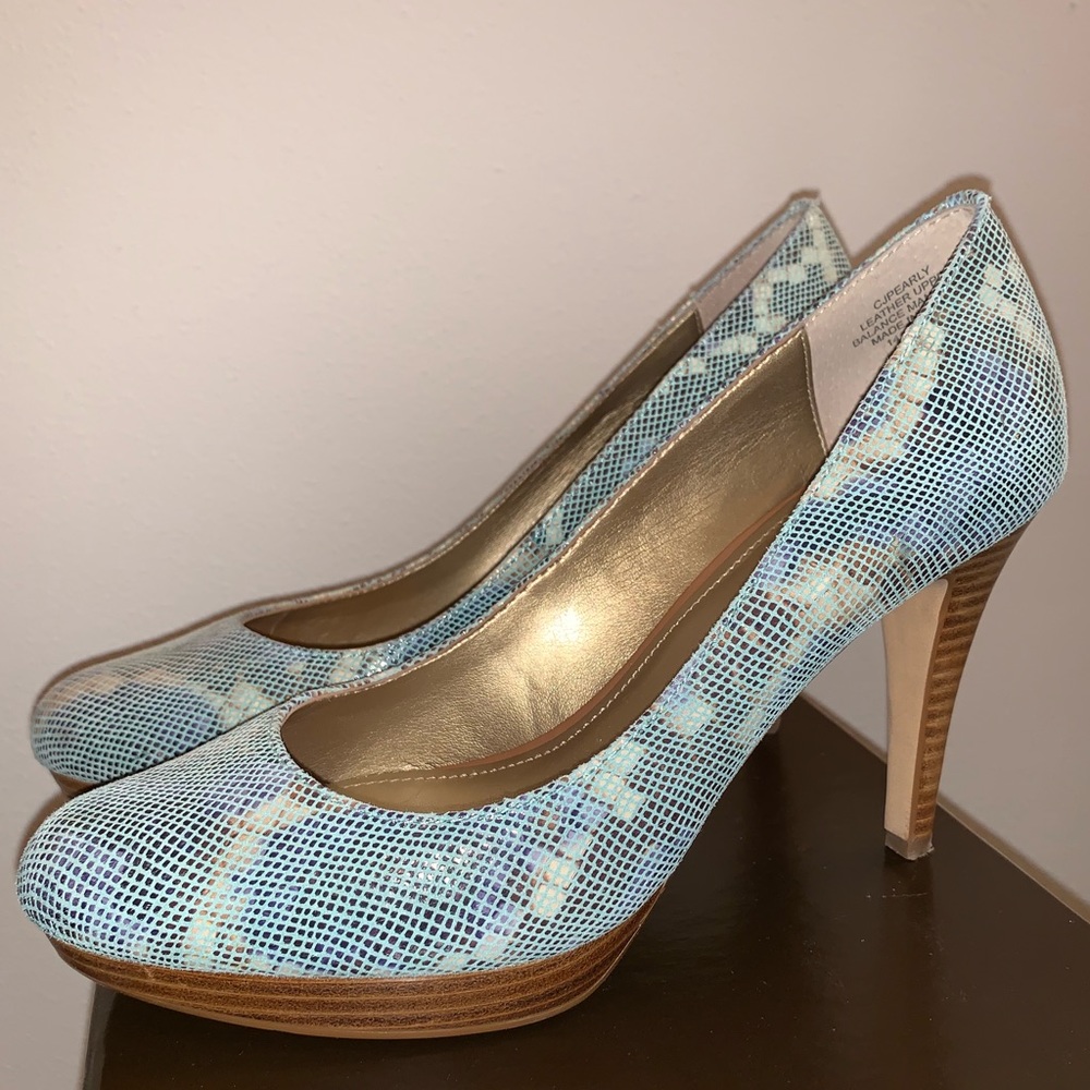 Circa Joan & David Snakeskin Pumps (Size:7)